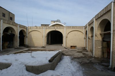 نمای جنوبی حیاط سرای حاج شامی بالا