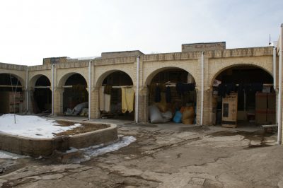 نمای غربی حیاط سرای حاج شامی بالا